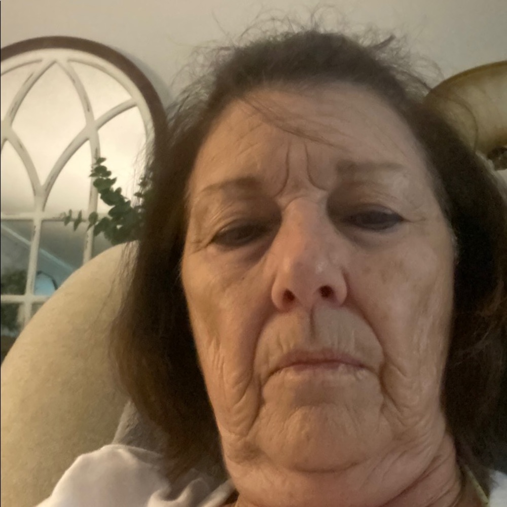 Meet your Posher, Joann